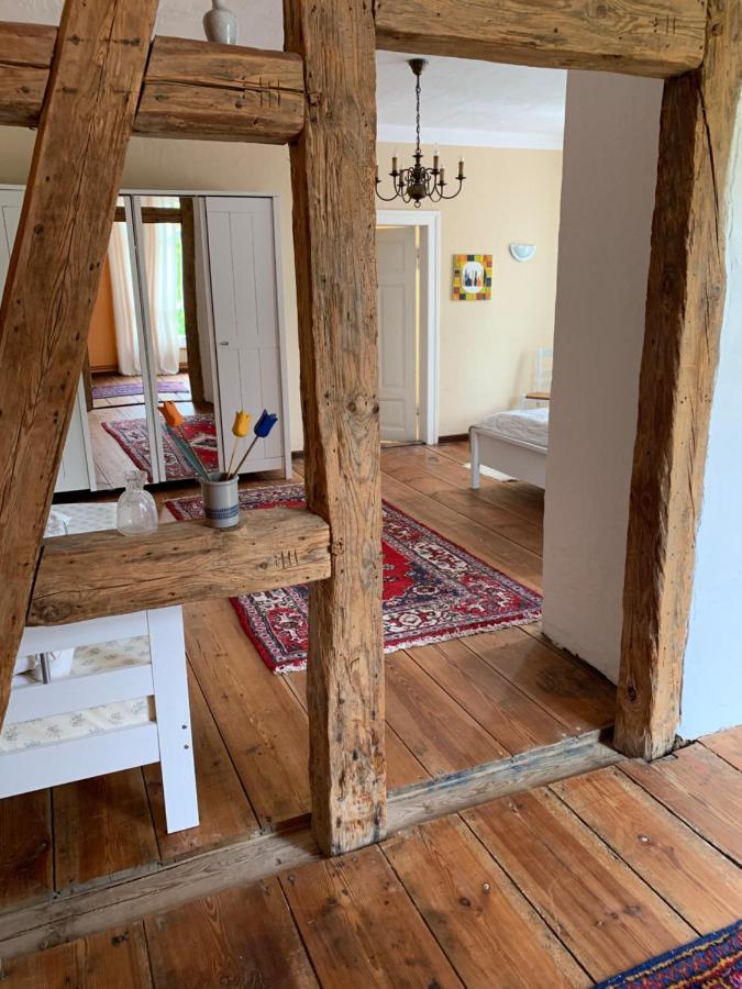 Apartamento Gutshaus Schwarzenhof Dargun Exterior foto