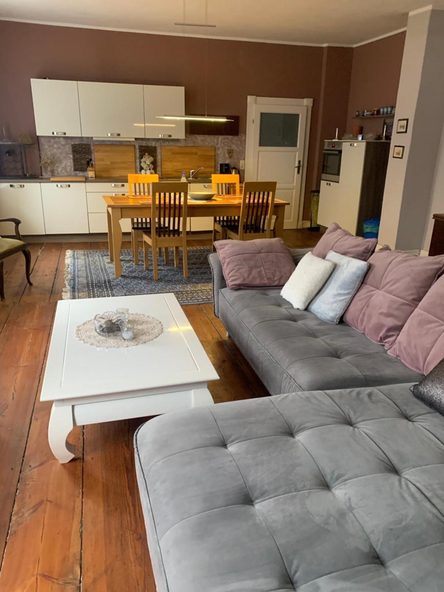 Apartamento Gutshaus Schwarzenhof Dargun Exterior foto